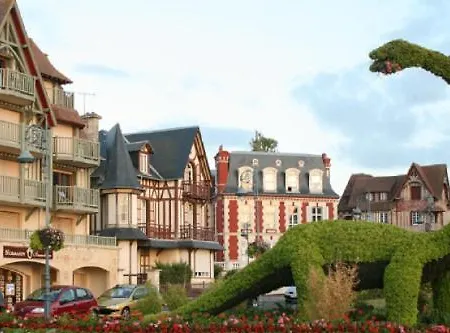 A 300 M De La A Pied Et Des Commerces * 滨海维莱