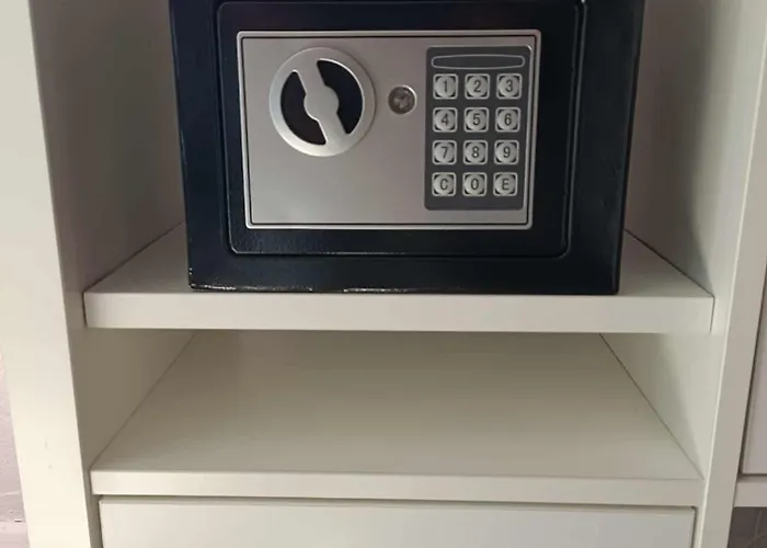 Lumineux à 300 M De La Et Commerces Villers-sur-Mer